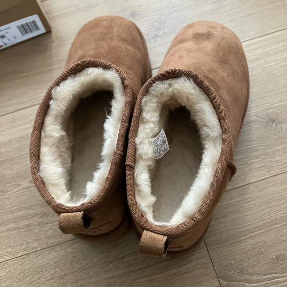UGG Classic Ultra Mini in Chestnut Size 10 - Picture 2 of 6